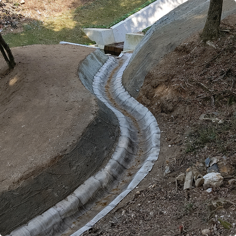 曲線形状のコンクリートマット施工