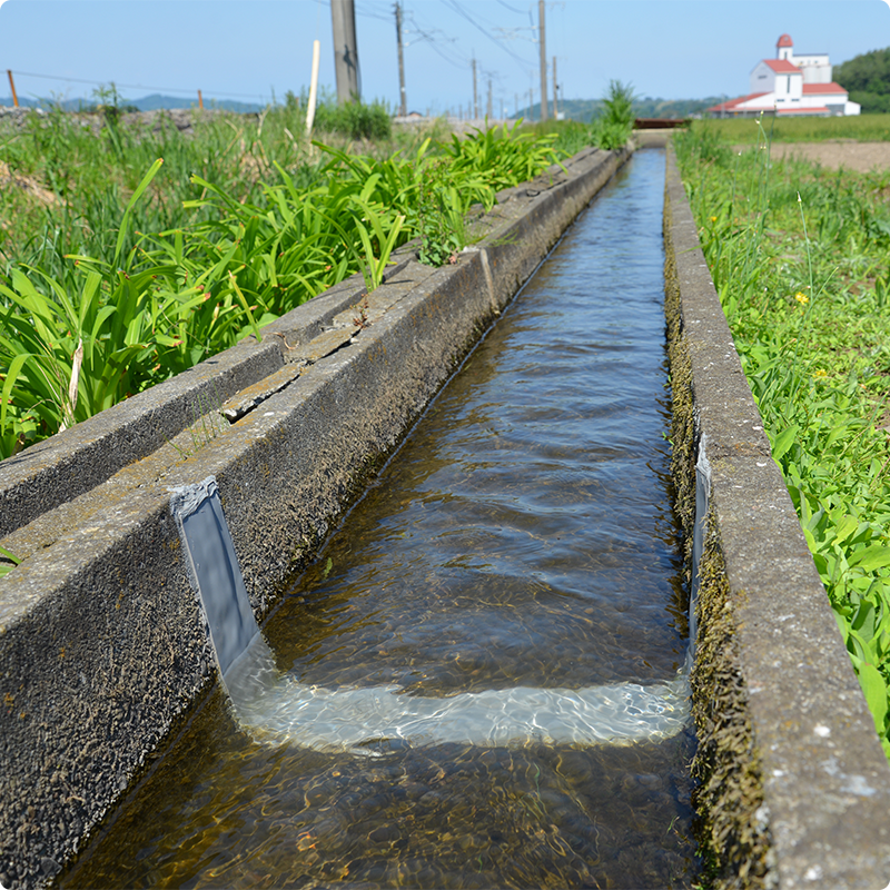 農業用水路への施工状況